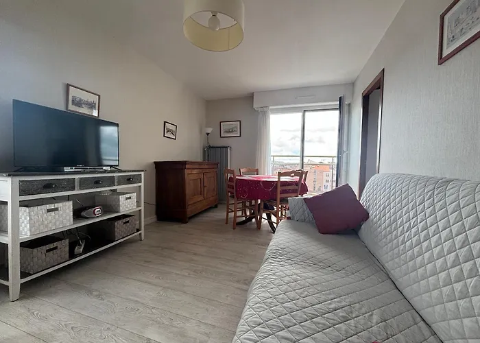 公寓 2 Pieces Acces Direct Plage, Parking Prive - Fr-1-197-604 莱萨布勒-多洛讷