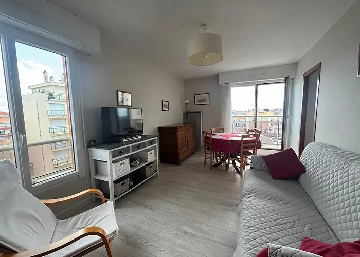 2 Pieces Acces Direct Plage, Parking Prive - Fr-1-197-604 *