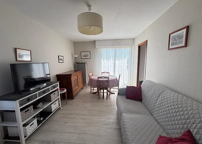 公寓 2 Pieces Acces Direct Plage, Parking Prive - Fr-1-197-604 莱萨布勒-多洛讷